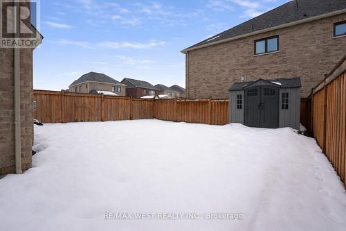 110 Scarlet Way, Bradford West Gwillimbury, ON - Outdoor