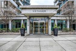 813 - 2121 LAKE SHORE BOULEVARD W  Toronto, ON M8V 4E9