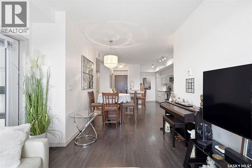 213 223 Evergreen Square, Saskatoon, SK - Indoor
