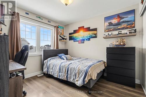 536 Arum Terrace, Ottawa, ON - Indoor Photo Showing Bedroom