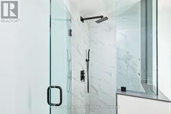 Main floor 3 pc bathroom - 