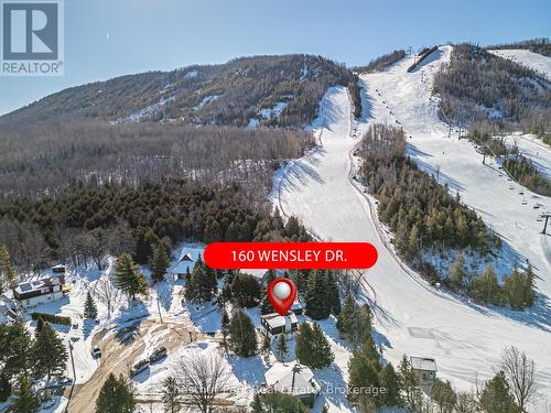 Backing on to Minute Mile run at The Peaks - 160 Wensley Drive, Blue Mountains, ON - Outdoor With View