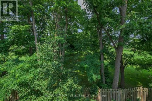 43 - 1040 Coronation Drive, London North (North I), ON - Outdoor