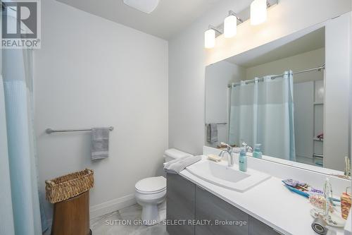 43 - 1040 Coronation Drive, London North (North I), ON - Indoor Photo Showing Bathroom