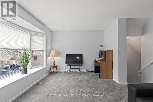 43 - 9 Ailsa Place, London South (South J), ON - Indoor
