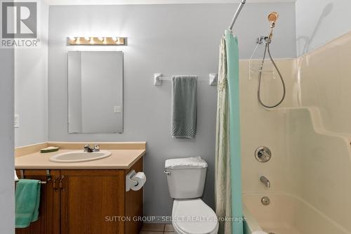 43 - 9 Ailsa Place, London South (South J), ON - Indoor Photo Showing Bathroom