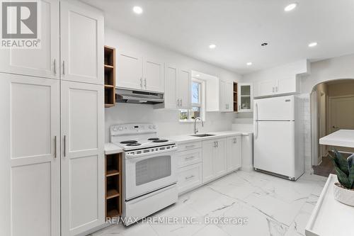 1013 Briar Hill Avenue, Toronto, ON - Indoor Photo Showing Kitchen