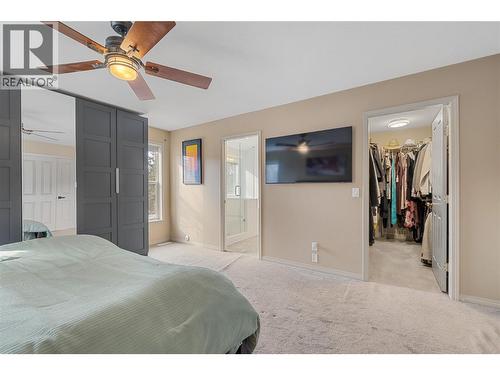 3947 Lakevale Place, Kelowna, BC - Indoor Photo Showing Bedroom