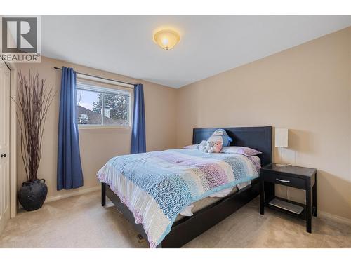 3947 Lakevale Place, Kelowna, BC - Indoor Photo Showing Bedroom