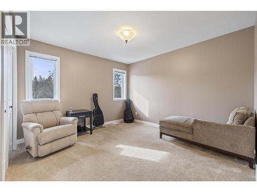 3947 Lakevale Place, Kelowna, BC - Indoor