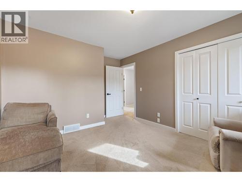 3947 Lakevale Place, Kelowna, BC - Indoor