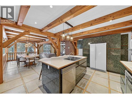 4546 Timberline Crescent, Fernie, BC - Indoor Photo Showing Other Room