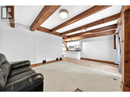 4546 Timberline Crescent, Fernie, BC - Indoor Photo Showing Other Room