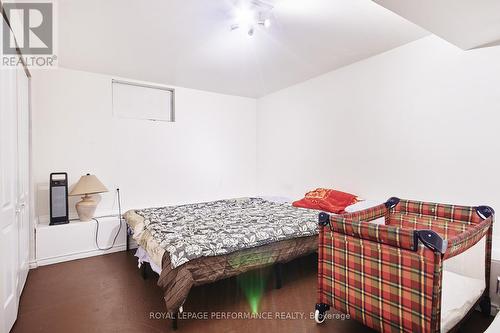 26 Aylmer Avenue, Ottawa, ON - Indoor Photo Showing Bedroom