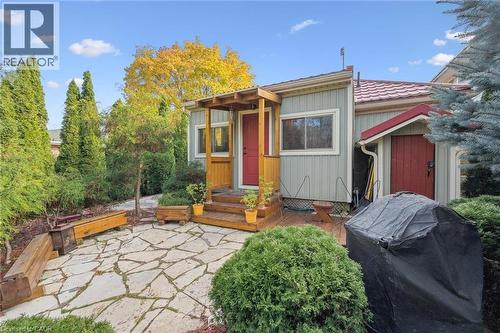 32 Holly Trail, Puslinch, ON - Outdoor