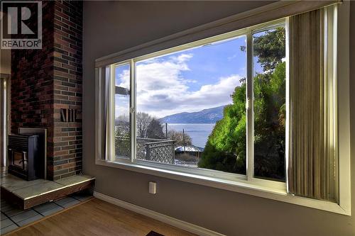 12911 Pixton Road, Lake Country, BC - Indoor Photo Showing Other Room With Fireplace