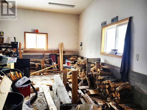 214 Addington Road 2, Addington Highlands (Addington Highlands), ON - Indoor Photo Showing Other Room