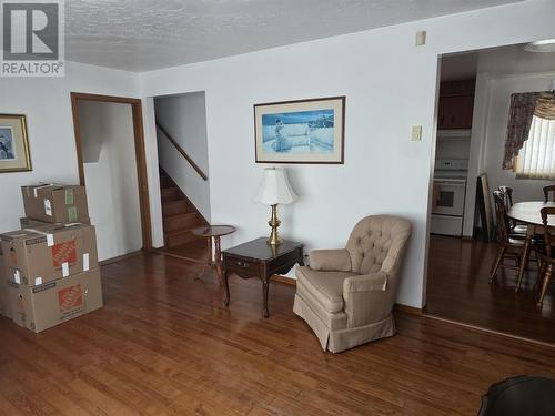 611 Brunswick Ave, Sault Ste. Marie, ON - Indoor