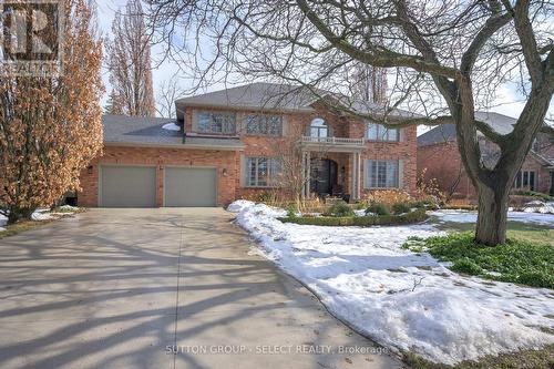 95 Highland Woods Court, London South (South P), ON - Outdoor