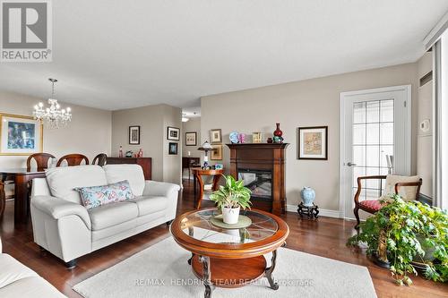 502 - 3 Towering Heights Boulevard, St. Catharines (Glendale/Glenridge), ON - Indoor Photo Showing Living Room