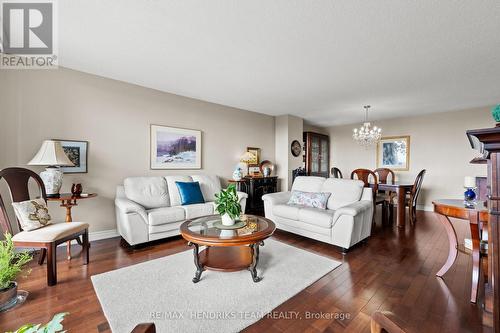 502 - 3 Towering Heights Boulevard, St. Catharines (Glendale/Glenridge), ON - Indoor Photo Showing Living Room