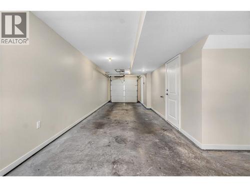 2081 11 Avenue Ne Unit# 4, Salmon Arm, BC - Indoor Photo Showing Other Room