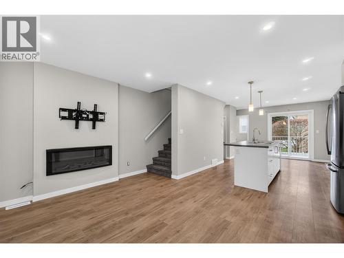 2081 11 Avenue Ne Unit# 4, Salmon Arm, BC 