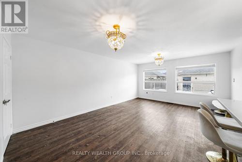 34 Castle Park Boulevard, Vaughan, ON - Indoor Photo Showing Other Room