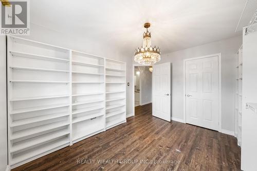 34 Castle Park Boulevard, Vaughan, ON - Indoor Photo Showing Other Room