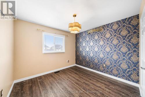 34 Castle Park Boulevard, Vaughan, ON - Indoor Photo Showing Other Room