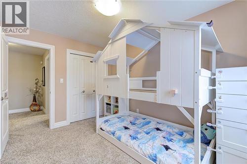 941 Pioneer Grove Court, Kitchener, ON - Indoor Photo Showing Bedroom