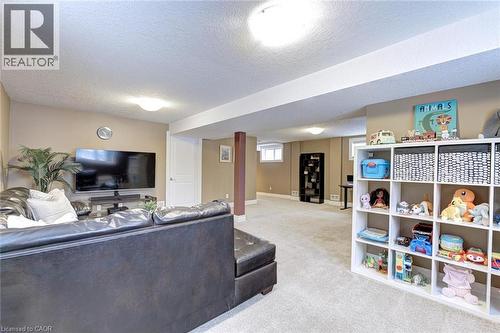 941 Pioneer Grove Court, Kitchener, ON - Indoor Photo Showing Other Room
