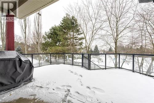 941 Pioneer Grove Court, Kitchener, ON - Outdoor