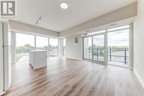 Lp-17 - 50 Herrick Avenue, St. Catharines, ON - Indoor