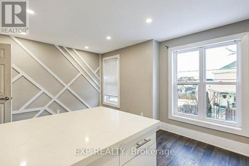 27 Ashley Street, Hamilton, ON - Indoor Photo Showing Other Room