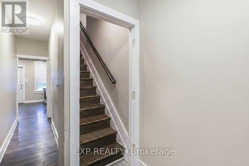 27 Ashley Street, Hamilton, ON - Indoor Photo Showing Other Room