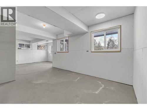 379 Mayne Avenue, Princeton, BC - Indoor Photo Showing Garage