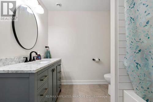 106 Bishop Street S, North Glengarry, ON - Indoor Photo Showing Bathroom
