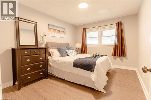280 Wilson Avenue, Kitchener, ON - Indoor Photo Showing Bedroom