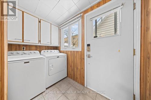 1446 Woodward Avenue, Ottawa, ON - Indoor Photo Showing Laundry Room