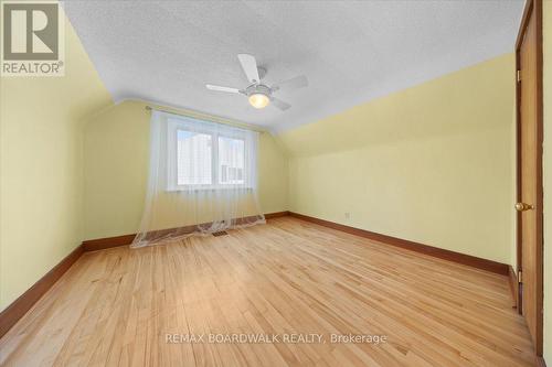 1446 Woodward Avenue, Ottawa, ON - Indoor Photo Showing Other Room