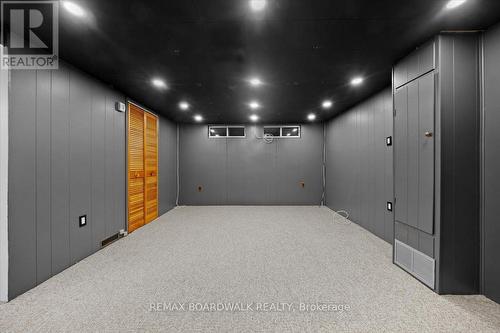 1446 Woodward Avenue, Ottawa, ON - Indoor