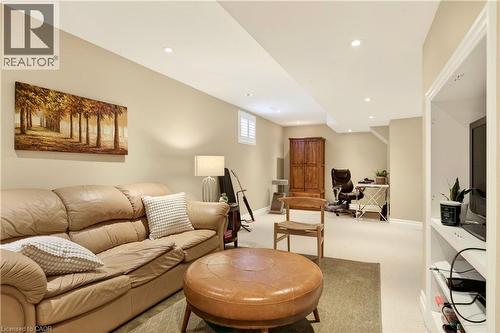 1326 Pepperbush Place, Oakville, ON - Indoor Photo Showing Living Room