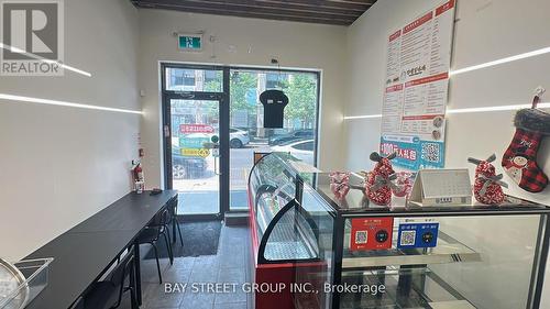 23 - 15 Northtown Way, Toronto, ON 