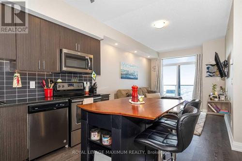 2007 - 3700 Highway 7 Road, Vaughan, ON - Indoor Photo Showing Kitchen