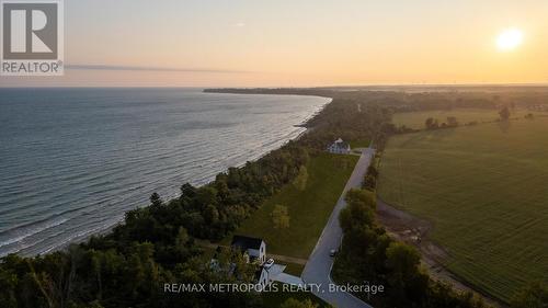 7027 Blue Coast Heights, Plympton-Wyoming, ON 