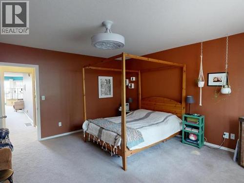 4739 Harvie Ave, Powell River, BC - Indoor Photo Showing Bedroom