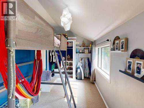 4739 Harvie Ave, Powell River, BC - Indoor