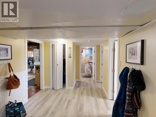 4739 Harvie Ave, Powell River, BC - Indoor Photo Showing Other Room