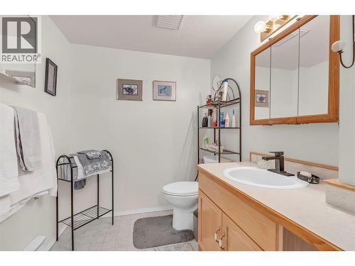 202 Edmonton Avenue Unit# 103, Penticton, BC - Indoor Photo Showing Bathroom